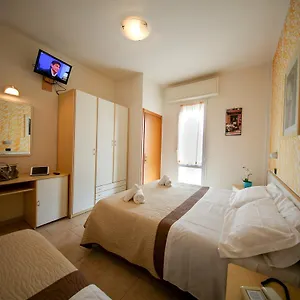 vizitați hotelul